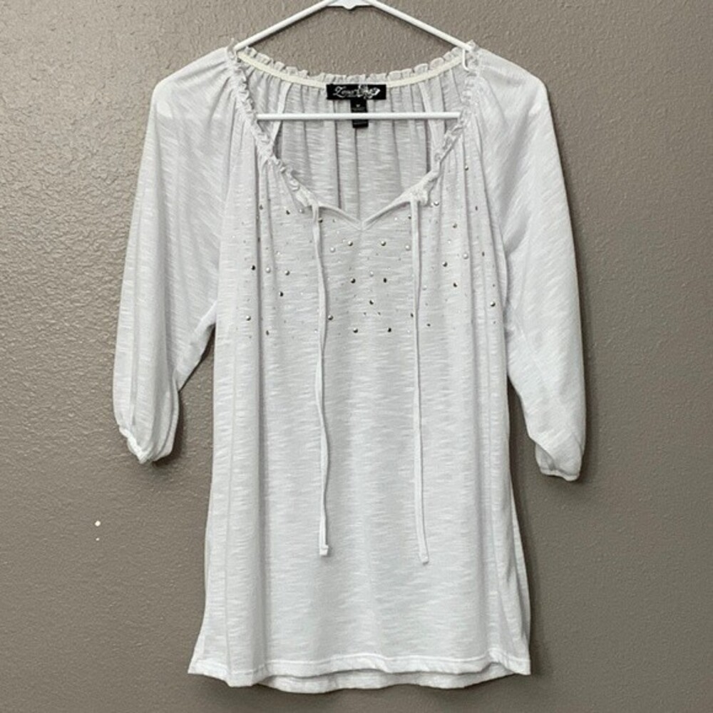 Lena Woman white 3/4 sleeve top with embellishments Medium